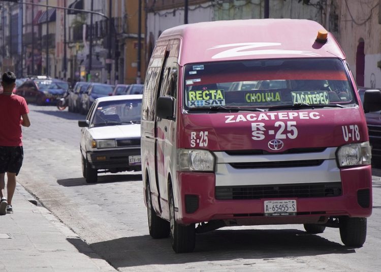 Morena propone transporte seguro y tarifas ligadas a inflación