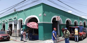 Con murales dignifican imagen del Mercado Cosme del Razo en San Pedro Cholula