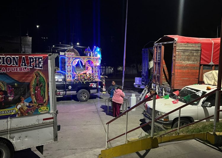 Ángeles Blancos de Texmelucan, refugio para peregrinos rumbo a la CDMX