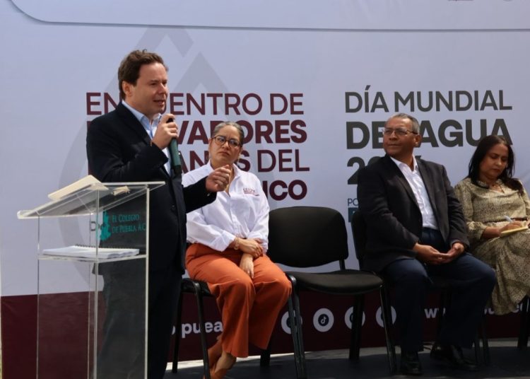 Agua de Puebla participó en foro organizado por el Colegio de Puebla