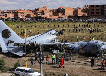 Accidente de avión de carga en Bolivia deja 20 muertos