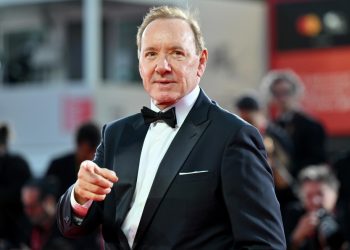 Kevin Spacey pacta con tres hombres para evitar juicio por agresión sexual