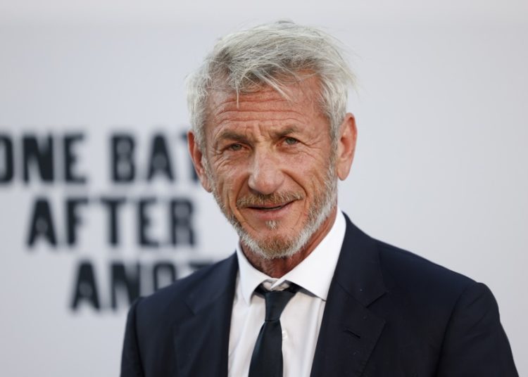 Sean Penn se alza con el Óscar a mejor actor de reparto