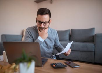 Preséntala en ceros y luego la modificas