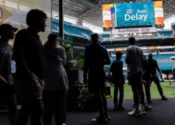 Miami Open aplaza partidos de Badosa, Jódar y Etcheverry