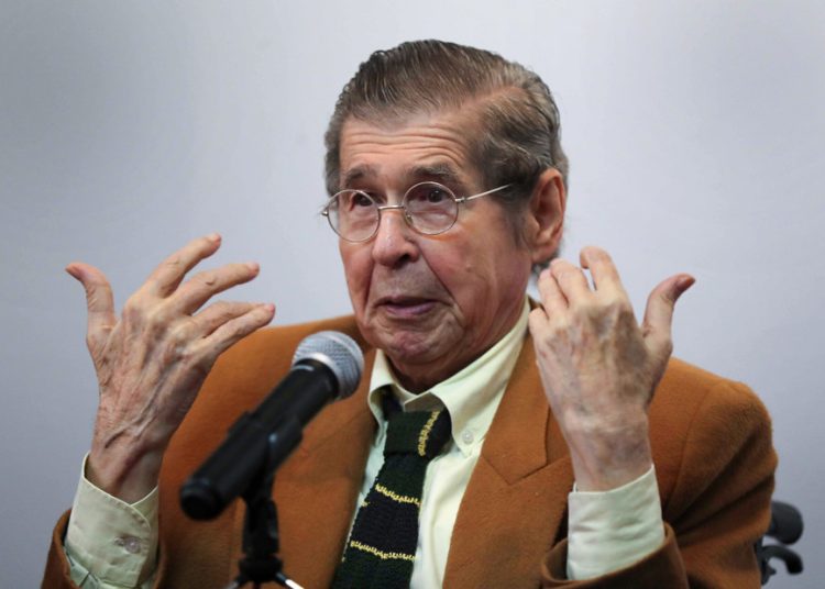 Muere a los 87 años el escritor peruano Alfredo Bryce Echenique