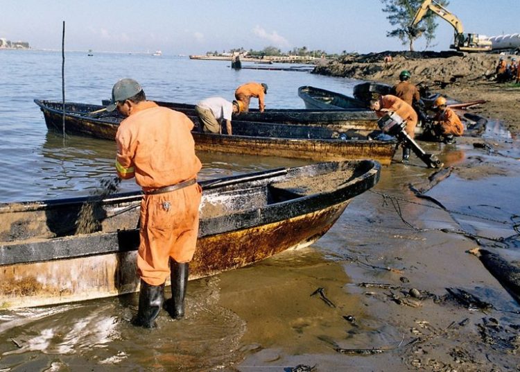 Playas mexicanas han recolectado 825 toneladas de hidrocarburo
