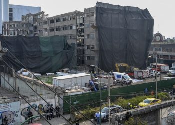 Recuperan segundo cuerpo tras colapso en edificio del Centro de CDMX