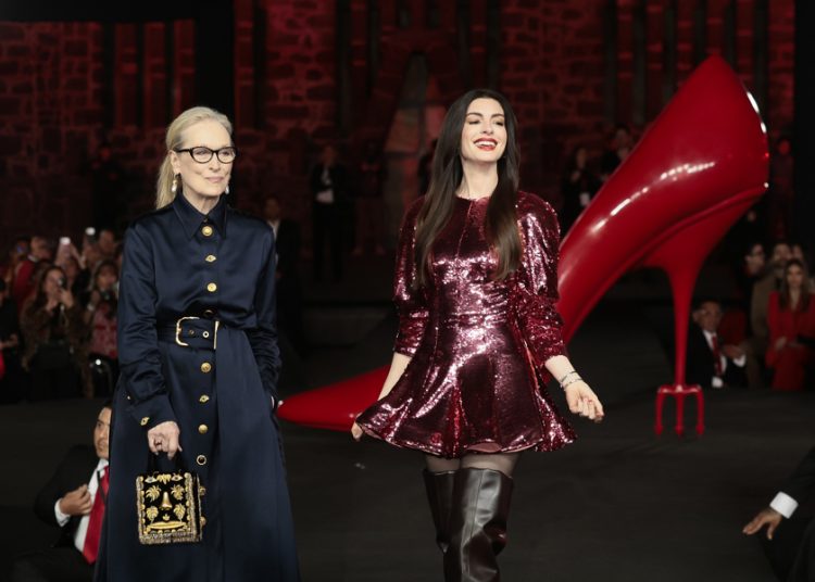 Meryl Streep y Anne Hathaway en estreno de The Devil Wears Prada 2 en México