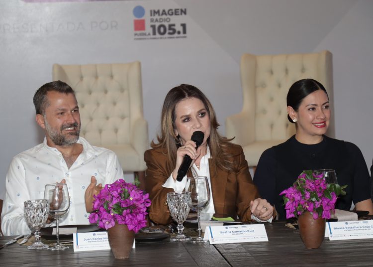 Blanca Yassahara Cruz se reúne con Coparmex Puebla