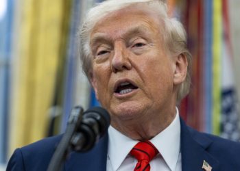 Donald Trump: enviarán buques de guerra al Estrecho de Ormuz