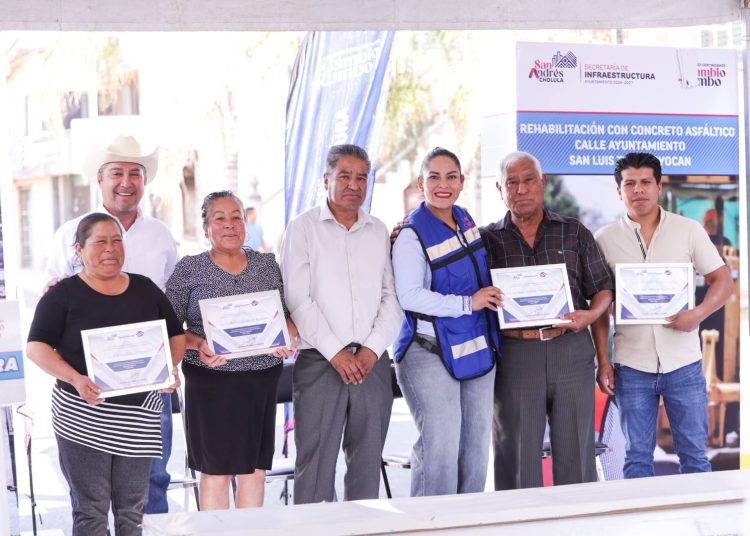 Con obra integral moderniza Lupita Cuautle vialidad en San Luis Tehuiloyocan