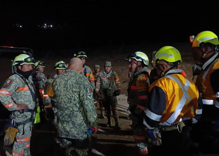 Con trabajos ininterrumpidos avanza búsqueda de mineros atrapados