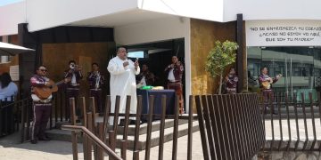 Festejo para el Padre Leonel Z. Salazar