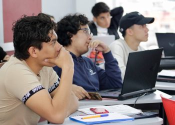 Universidades poblanas destacan en la región