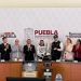 Gobierno estatal distingue a piloto poblana