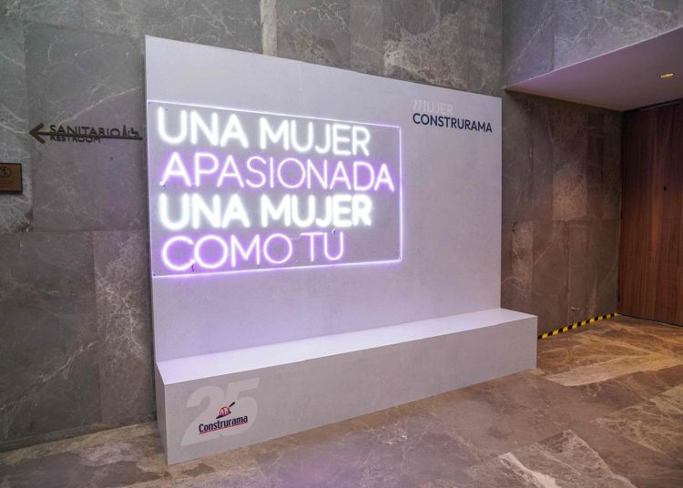 Impulsa Cemex el liderazgo femenino con Mujer Construrama