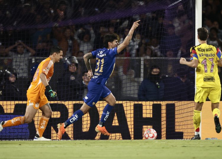 Pumas derrota al América por la mínima con penalti de Morales