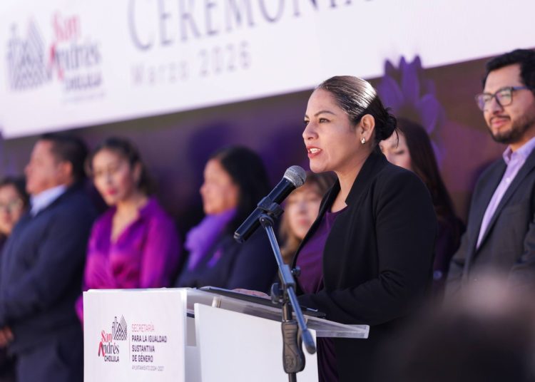 Destaca Lupita Cuautle avances y estrategias a favor de las mujeres en ceremonia cívica