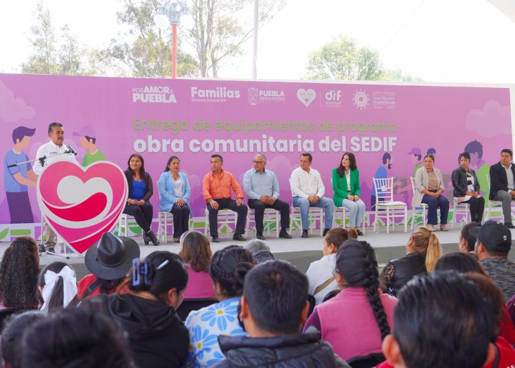 Texmelucan, sede de la entrega de equipamientos de Obra Comunitaria del Sedif