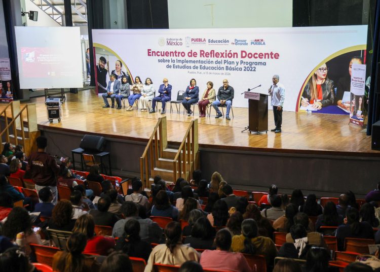 Realiza SEP Encuentro de Reflexión sobre Plan de Estudios 2022 con docentes de Puebla
