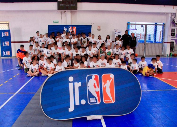 Realiza Gobierno de Pepe Chedraui Clínica de Básquetbol con Jr. NBA en Puebla