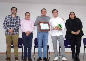 Ibero y Gobierno de Texmelucan realizan conferencia ‘IA generativa para empresas’