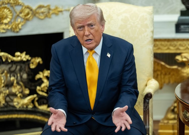 Donald Trump prevé guerra con Irán breve