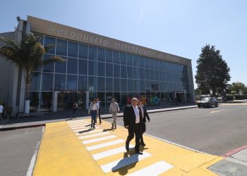 Armenta anuncia inversión de 420 mdp en aeropuerto de Puebla