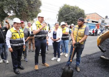 Avanza 50 por ciento pavimentación de Calle Jesús Reyes Heroles