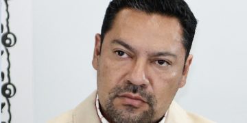 Encuestas definirán reelección en Morena
