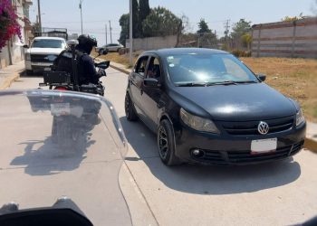 Polícia de Texmelucan evita fraude por venta de vehículo