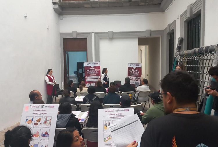 Chedraui refuerza capacitación ética en el Ayuntamiento de Puebla