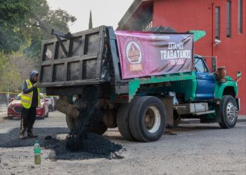 Avanza bacheo en Puebla con programa ‘Bacheando Puebla’