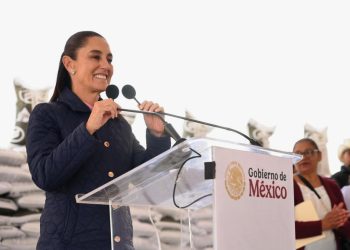 Sheinbaum defiende el nombre de Golfo de México ante insistencia de Trump