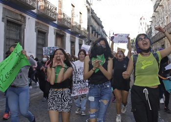 Destruir la identidad
