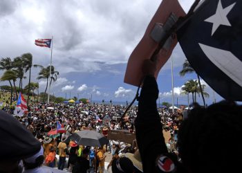 Protestan en Puerto Rico contra proyecto turístico