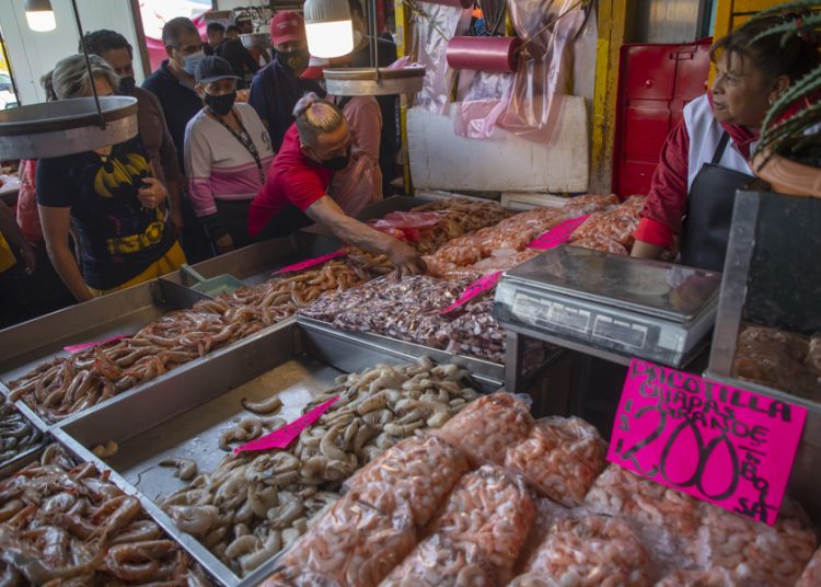 México alcanza 38% de fraude en venta de pescado y duplica promedio global