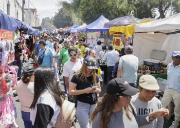 Ayuntamiento de Puebla alista operativo y permisos para ambulantes en Semana Santa