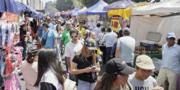 Ayuntamiento de Puebla alista operativo y permisos para ambulantes en Semana Santa