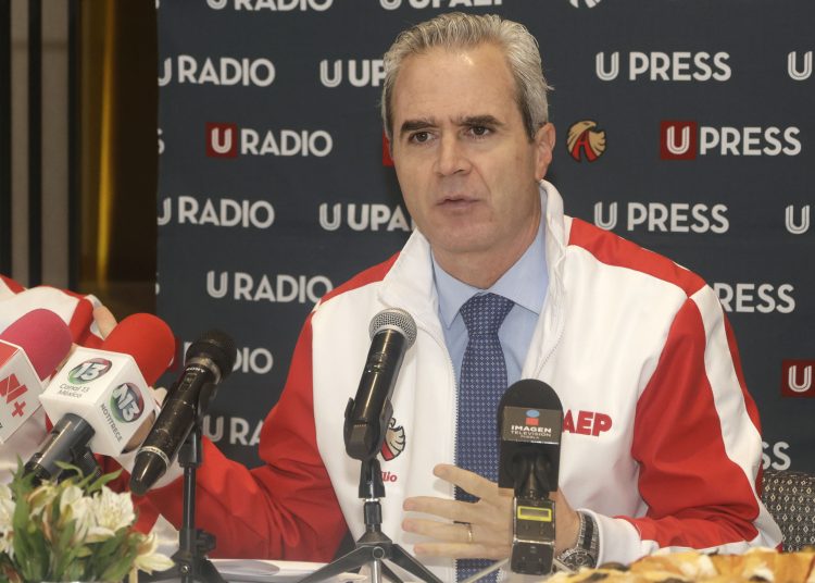 Emilio Baños Ardavín deja la rectoría de la Upaep, llega el Doctor Jorge Medina