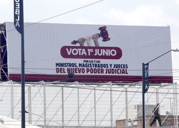 Analizan regular promoción política anticipada en Puebla