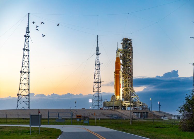 Listo Artemis II para volver a la órbita lunar