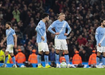 Manchester City perdona al Nottingham Forest y se le va la liga