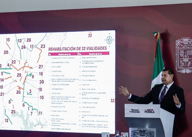 Puebla operará 15 trenes de pavimentación