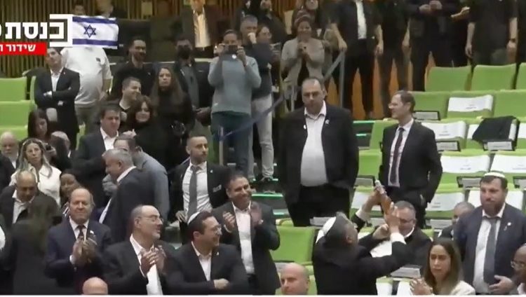 Israel legaliza pena de muerte por horca para palestinos