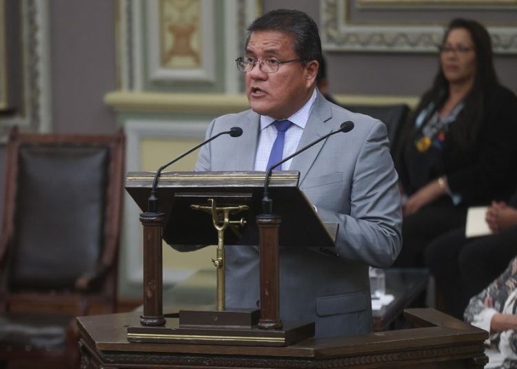 Ven viable reducir regidores para generar ahorros
