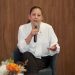 Laura Artemisa llama a romper barreras entre mujeres
