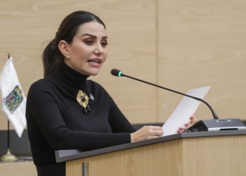 Nayeli Salvatori se rige por encuestas de Morena para definir su futuro político
