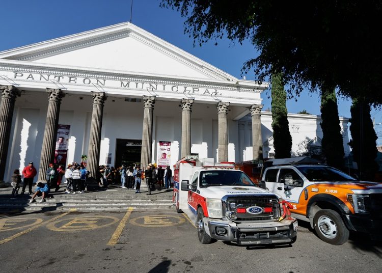 Panteón Municipal operará con horario habitual en Semana Santa